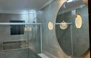 Imagem: O apartamento possui 3 Dormitórios, 1 Banheiro, 2 Vagas na