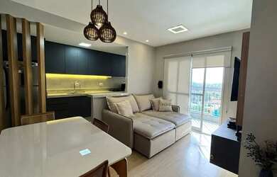 Imagem: O apartamento possui 2 Dormitórios, 1 Banheiro, 1 Vaga na garagem