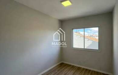 Imagem 10: Sobrado à Venda no Bairro Órfãs, com 3 quartos (1suíte), 2 vagas