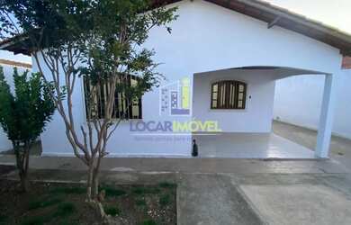 Imagem: A casa em condomínio possui 3 Dormitórios, 3 Banheiros, 3