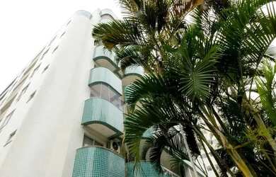 Imagem: O apartamento possui 3 Dormitórios, 3 Banheiros, 2 Vagas na