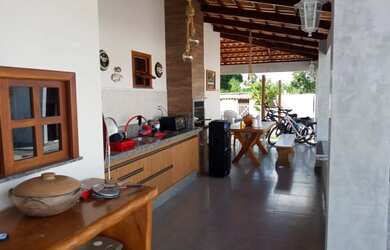 Imagem 4: Vendo chácara com piscina 3/4 sendo uma suíte na Matinha