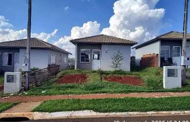 Imagem: A casa possui 2 Dormitórios, 1 Banheiro, 160m² de Área e