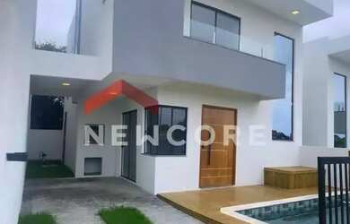 Imagem: A casa possui 3 Dormitórios, 3 Banheiros, 1 Vaga na garagem