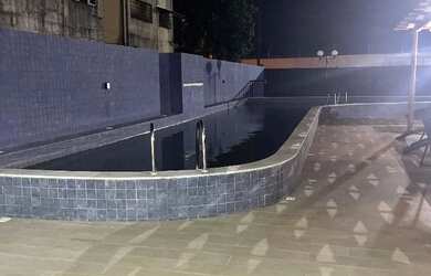 Imagem: O apartamento possui 2 Dormitórios, 1 Banheiro, 2 Vagas na