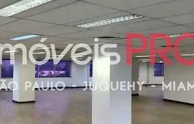 Imagem: O depósito possui 5 Vagas na garagem, 770m² de Área e está