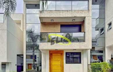 Imagem: A casa em condomínio possui 3 Dormitórios, 3 Banheiros, 2