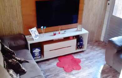 Imagem: A casa à venda possui 2 Dormitórios, 2 Banheiros e 99999m²