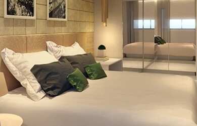 Imagem 4: 2 qtos de luxo, novo e em frente ao Flamboyant