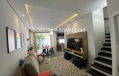 Imagem: A casa possui 3 Dormitórios, 1 Banheiro, 4 Vagas na garagem