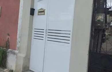 Imagem: A casa possui 2 Dormitórios, 1 Banheiro e está localizado