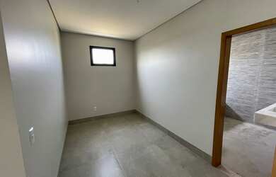 Imagem 16: Casa de condomínio sobrado para venda tem 302 metros quadrados com 5...