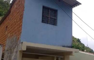 Imagem 6: 3 Casas por 175. Varanda, 160m² de Área, 1 Vaga na garageme5 Dormitórios