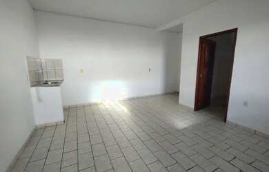 Imagem: A kitnet possui 1 Dormitório e 1 Banheiro e está localizado