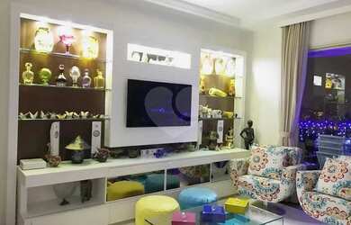 Imagem 8: 8 minutos a pé Metrô. Piscina, Churrasqueira, Ar-condicionadoe141m²...