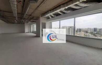 Imagem: O depósito possui 5 Vagas na garagem, 225m² de Área e está