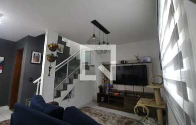 Imagem: A casa em condomínio possui 3 Dormitórios, 4 Banheiros, 1