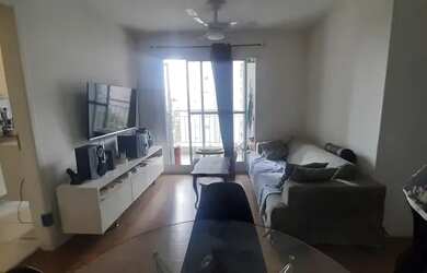 Imagem: O apartamento possui 2 Dormitórios, 2 Banheiros, 1 Vaga na