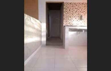 Imagem: A casa possui 1 Dormitório, 1 Banheiro, 3 Vagas na garagem