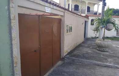 Imagem: A casa possui 2 Dormitórios, 1 Banheiro e está localizado