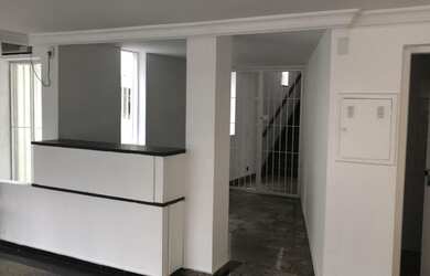 Imagem: O depósito possui 5 Vagas na garagem e 400m² de Área e está