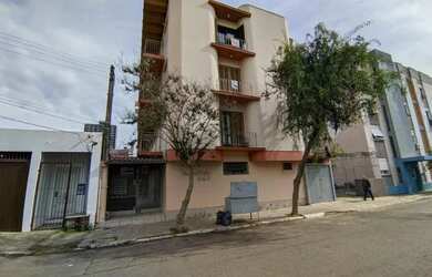 Imagem: O apartamento possui 1 Dormitório, 1 Banheiro, 30m² de Área