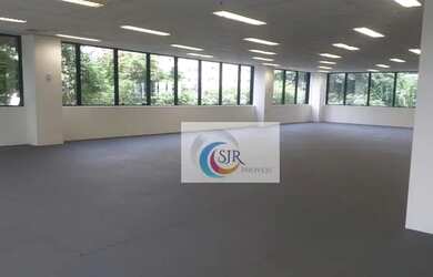 Imagem: O depósito possui 5 Vagas na garagem, 519m² de Área e está