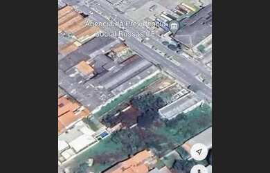 Imagem: O terreno possui 901m² de Área e está localizado em Russas