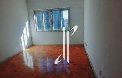 Imagem: O apartamento possui 2 Dormitórios, 2 Banheiros, 70m² de Área