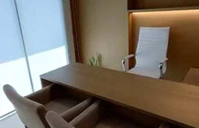 Imagem: O apartamento possui 1 Banheiro, 1 Vaga na garagem, 32m² de