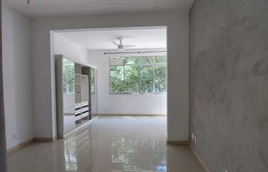 Imagem: O apartamento possui 1 Dormitório, 1 Banheiro, 33m² de Área