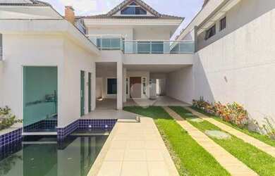 Imagem: A casa em condomínio possui 5 Dormitórios, 2 Banheiros, 2