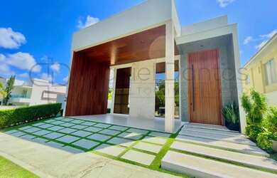 Imagem: A casa em condomínio possui 5 Dormitórios, 5 Banheiros, 5