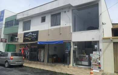 Imagem: A casa possui 5 Dormitórios, 2 Banheiros, 380m² de Área e