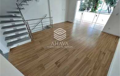 Imagem: A casa em condomínio possui 3 Dormitórios, 3 Banheiros, 3