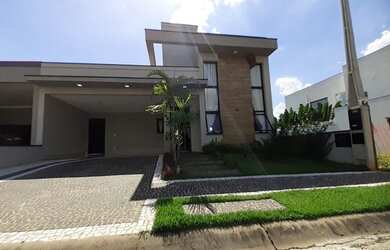 Imagem: A casa em condomínio possui 3 Dormitórios, 5 Banheiros, 4