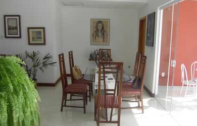 Imagem: A casa em condomínio possui 3 Dormitórios, 3 Banheiros, 4