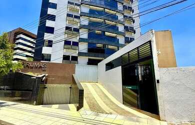 Imagem: O apartamento possui 4 Dormitórios, 5 Banheiros, 1 Vaga na