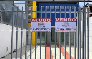 Imagem: O depósito possui 122m² de Área e está localizado em Buraquinho