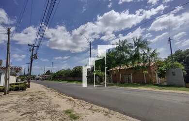 Imagem: O terreno possui 20000m² de Área e está localizado em São