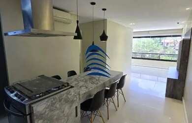 Imagem 13: Apartamento conta com três quartos, três banheiros, duas vagas de garagem,...