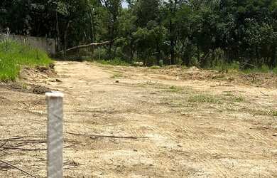 Imagem: O terreno possui 550m² de Área e está localizado em Mairinque