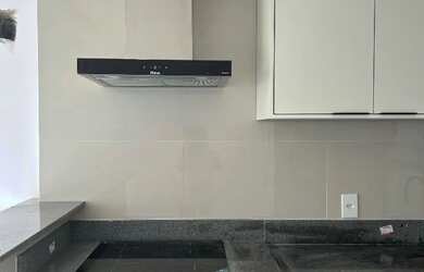 Imagem: O apartamento possui 1 Dormitório, 1 Banheiro, 56m² de Área