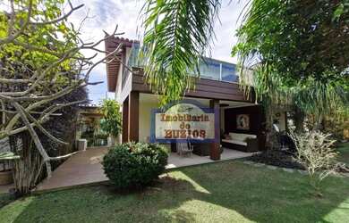 Imagem: A casa em condomínio possui 5 Dormitórios, 5 Banheiros, 3