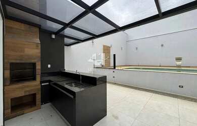 Imagem 15: Casa com piscina para Locação no bairro Aeroporto