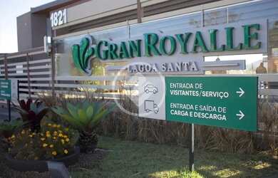 Imagem: A casa em condomínio possui 3 Dormitórios, 1 Banheiro, 4 Vagas