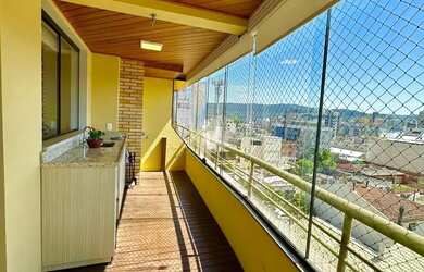 Imagem 9: Apartamento com sacada gourmet e 3 vagas no Bom Fim