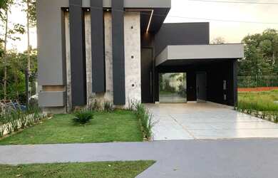 Imagem: A casa em condomínio possui 3 Dormitórios, 5 Banheiros, 4