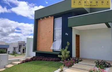 Imagem: A casa em condomínio possui 2 Dormitórios, 2 Banheiros, 1