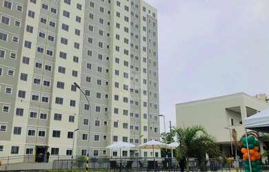 Imagem: O apartamento possui 2 Dormitórios, 1 Banheiro, 1 Vaga na garagem